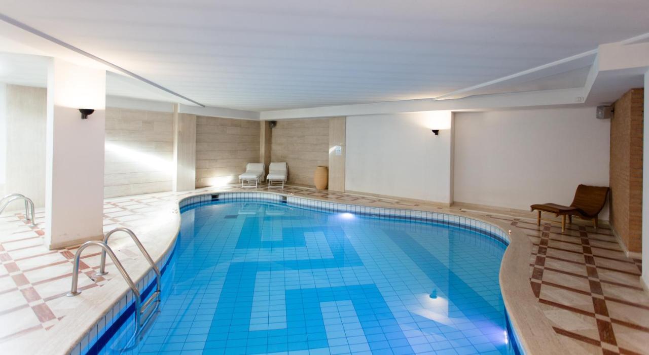 Hostellerie Du Cheval Blanc Aosta Ngoại thất bức ảnh