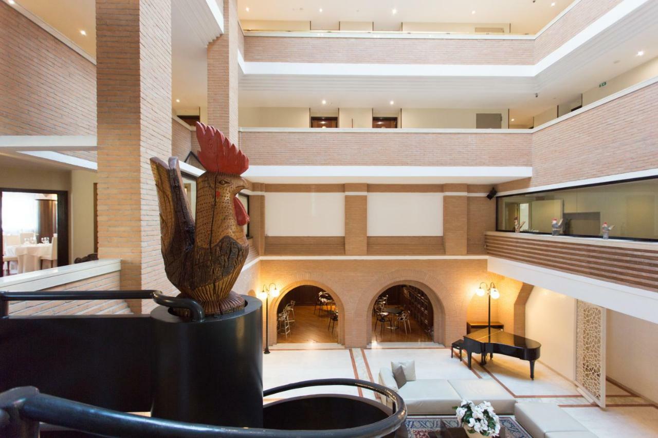 Hostellerie Du Cheval Blanc Aosta Ngoại thất bức ảnh